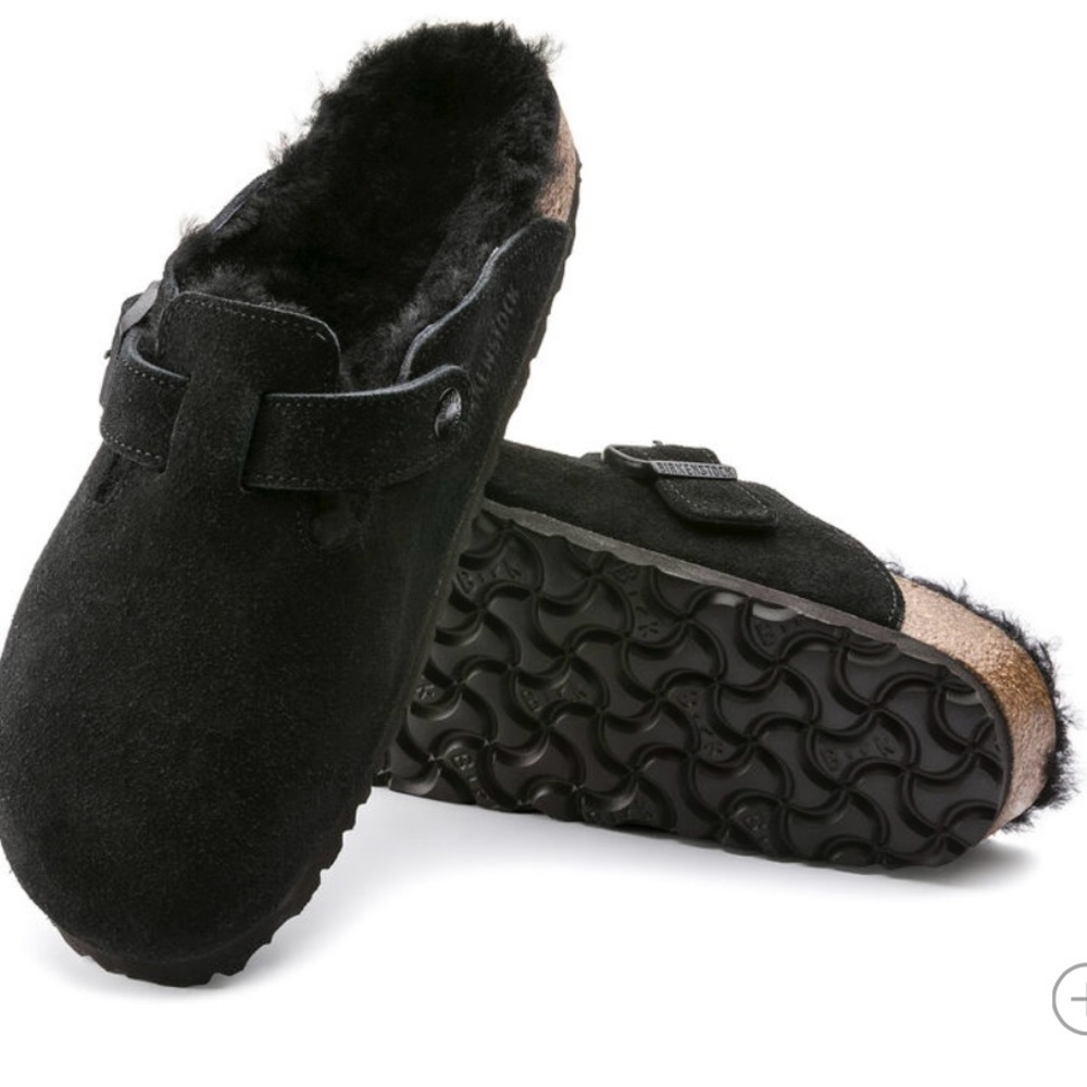 Birkenstock Boston Shearling in black suede leather
